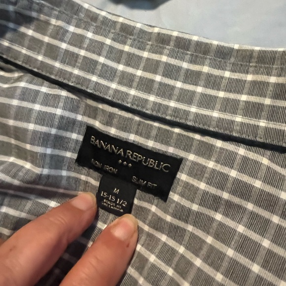 Banana Republic Long Sleeve Shirt - Picture 2 of 7